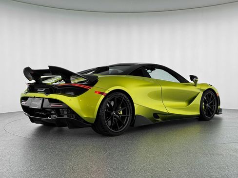 Used 2022 McLaren 720S Performance image 6