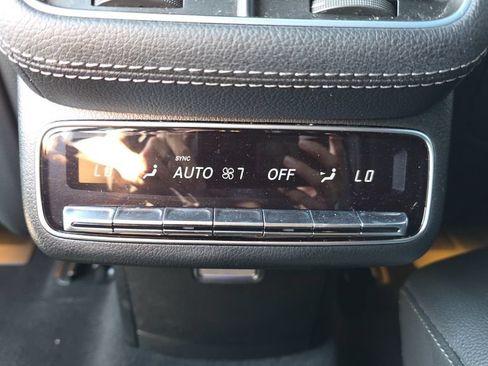 Certified 2025 Mercedes-Benz GLS 450 4MATIC image 29