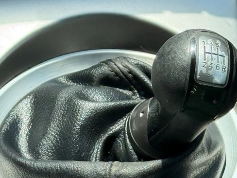 Used 2004 INFINITI G35 Coupe w/ Premium Pkg image 14