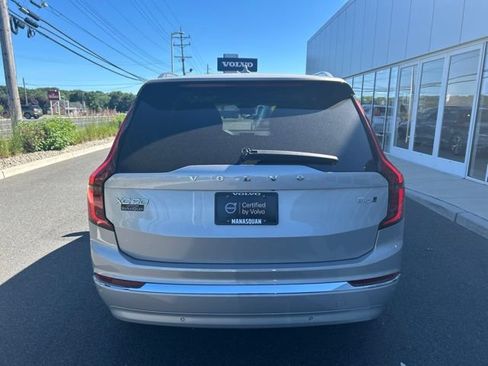 Certified 2025 Volvo XC90 B6 Plus AWD/4WD image 4
