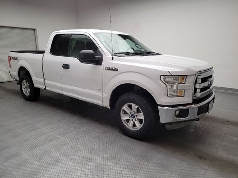 Used 2015 Ford F150 XLT AWD/4WD image 11