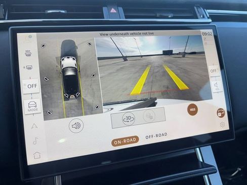 New 2026 Land Rover Range Rover Velar Dynamic SE image 26