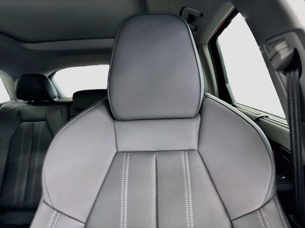 New 2026 Audi Q5 Premium Plus AWD/4WD image 18