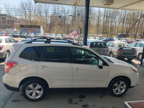 Used 2014 Subaru Forester 2.5i Limited AWD/4WD image 7