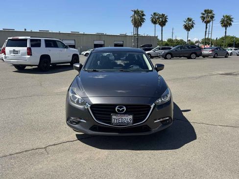 Used 2017 MAZDA MAZDA3 Grand Touring FWD image 4