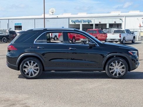 Used 2025 Mercedes-Benz GLE 350 4MATIC image 4