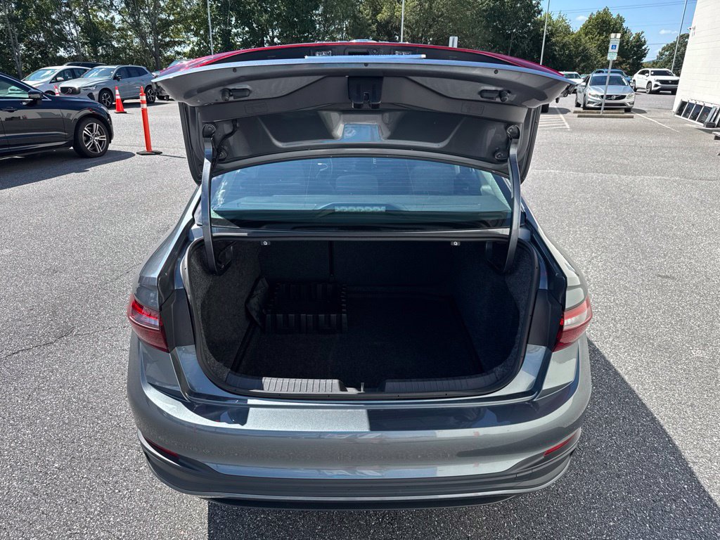 Certified 2025 Volkswagen Jetta S FWD image 10