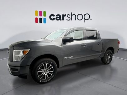 Used 2022 Nissan Titan SV