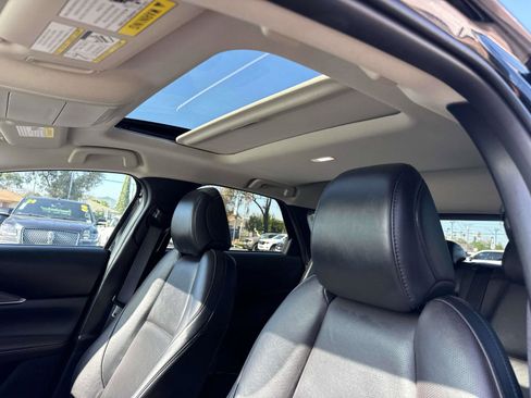 Certified 2025 MAZDA CX-30 AWD 2.5 S w/ Premium Package image 26