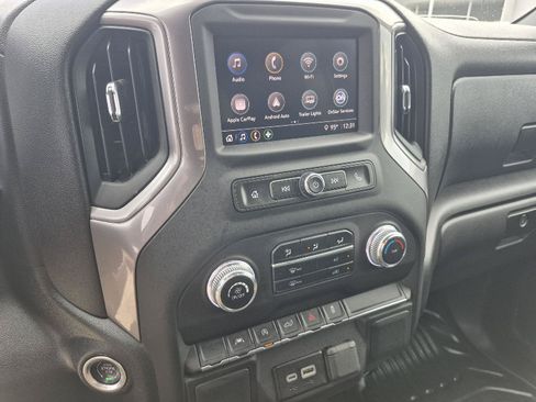 Used 2023 GMC Sierra 1500 Pro AWD/4WD image 4
