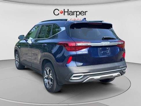 Used 2022 Kia Seltos EX AWD/4WD image 5