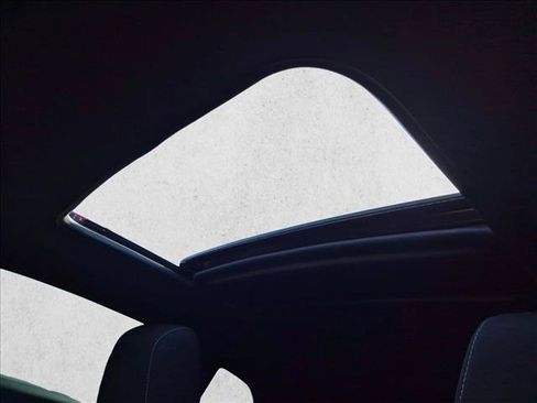 Used 2018 Chevrolet Camaro SS RWD image 15