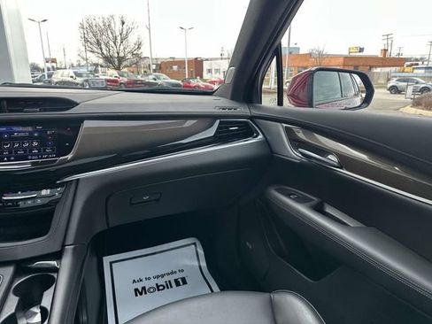 Certified 2025 Cadillac XT6 Sport w/ Platinum Package image 38