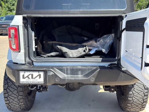 Used 2022 Ford Bronco Outer Banks AWD/4WD image 7