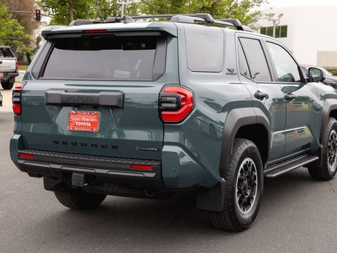 New 2026 Toyota 4Runner TRD Off-Road Premium AWD/4WD image 5