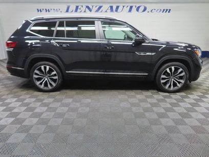 Used 2021 Volkswagen Atlas SEL R-Line