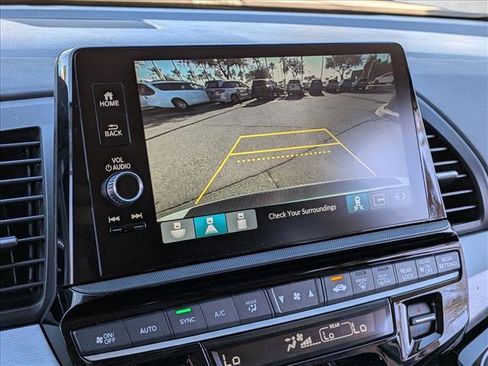 New 2026 Honda Odyssey Touring image 13