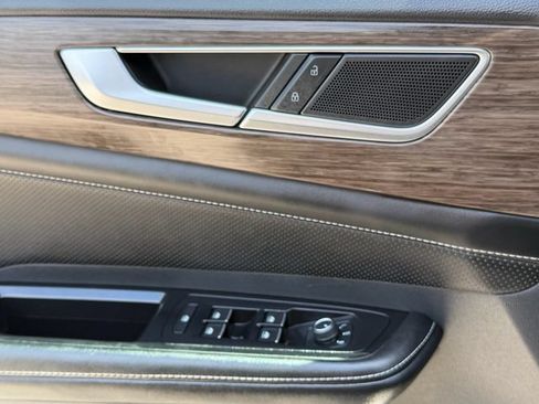 Certified 2024 Volkswagen Atlas SEL AWD/4WD image 28