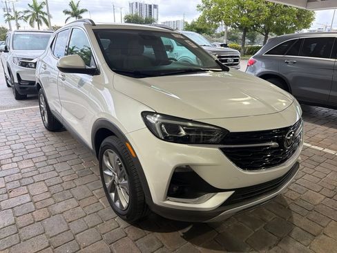 Used 2023 Buick Encore GX Essence w/ Experience Buick Package FWD image 7