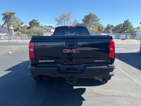 Used 2019 GMC Sierra 3500 Denali w/ Duramax Plus Package AWD/4WD image 8