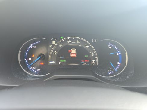 Used 2023 Toyota RAV4 XLE AWD/4WD image 18