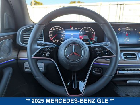 Used 2025 Mercedes-Benz GLE 450 4MATIC image 27