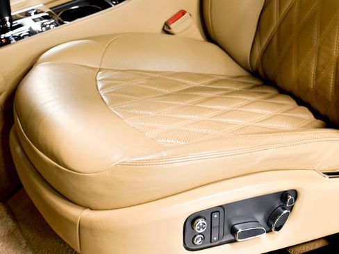 Used 2017 Bentley Mulsanne RWD image 9