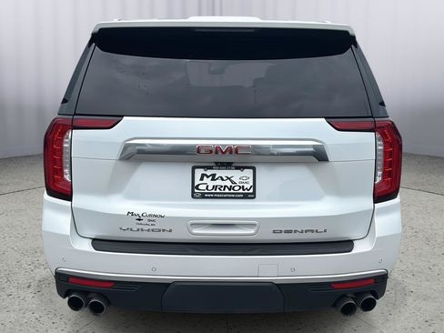 Used 2021 GMC Yukon Denali w/ Denali Premium Package AWD/4WD image 4