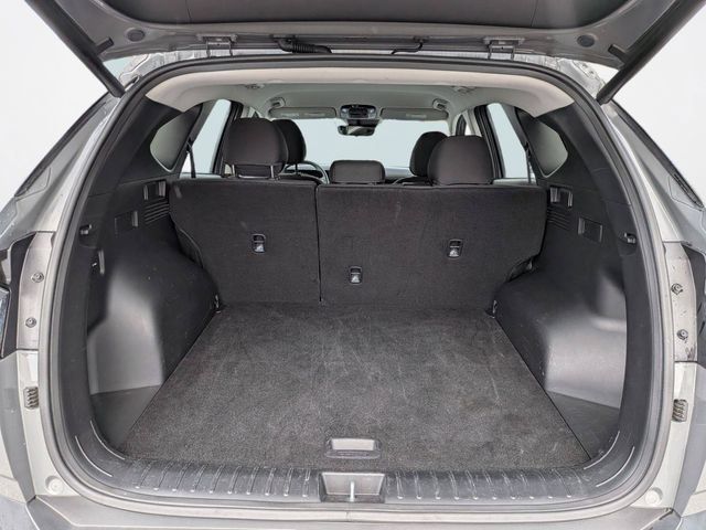 Used 2025 Hyundai Tucson SEL FWD image 12