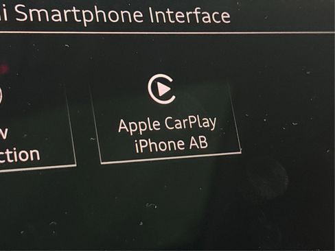 Used 2022 Audi e-tron Premium w/ Convenience Plus Package image 46