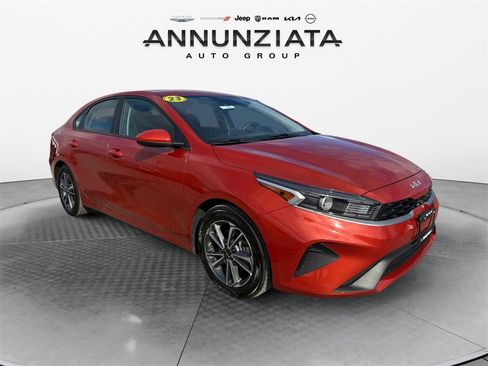 Certified 2023 Kia Forte LXS image 7