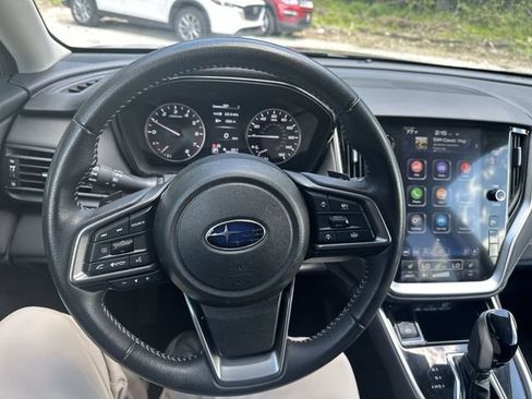 Used 2024 Subaru Outback Premium AWD/4WD image 15