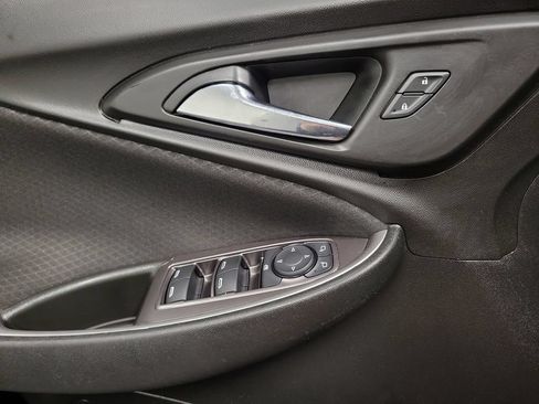 Used 2021 Chevrolet Malibu RS FWD image 26