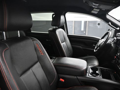 Used 2021 Nissan Titan PRO-4X w/ Pro-4x Convenience Package image 22