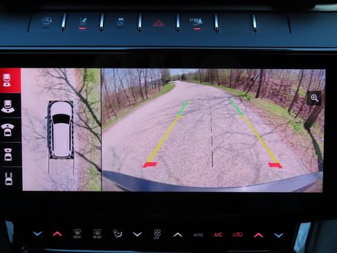 New 2026 Jeep Grand Cherokee L Limited AWD/4WD image 8