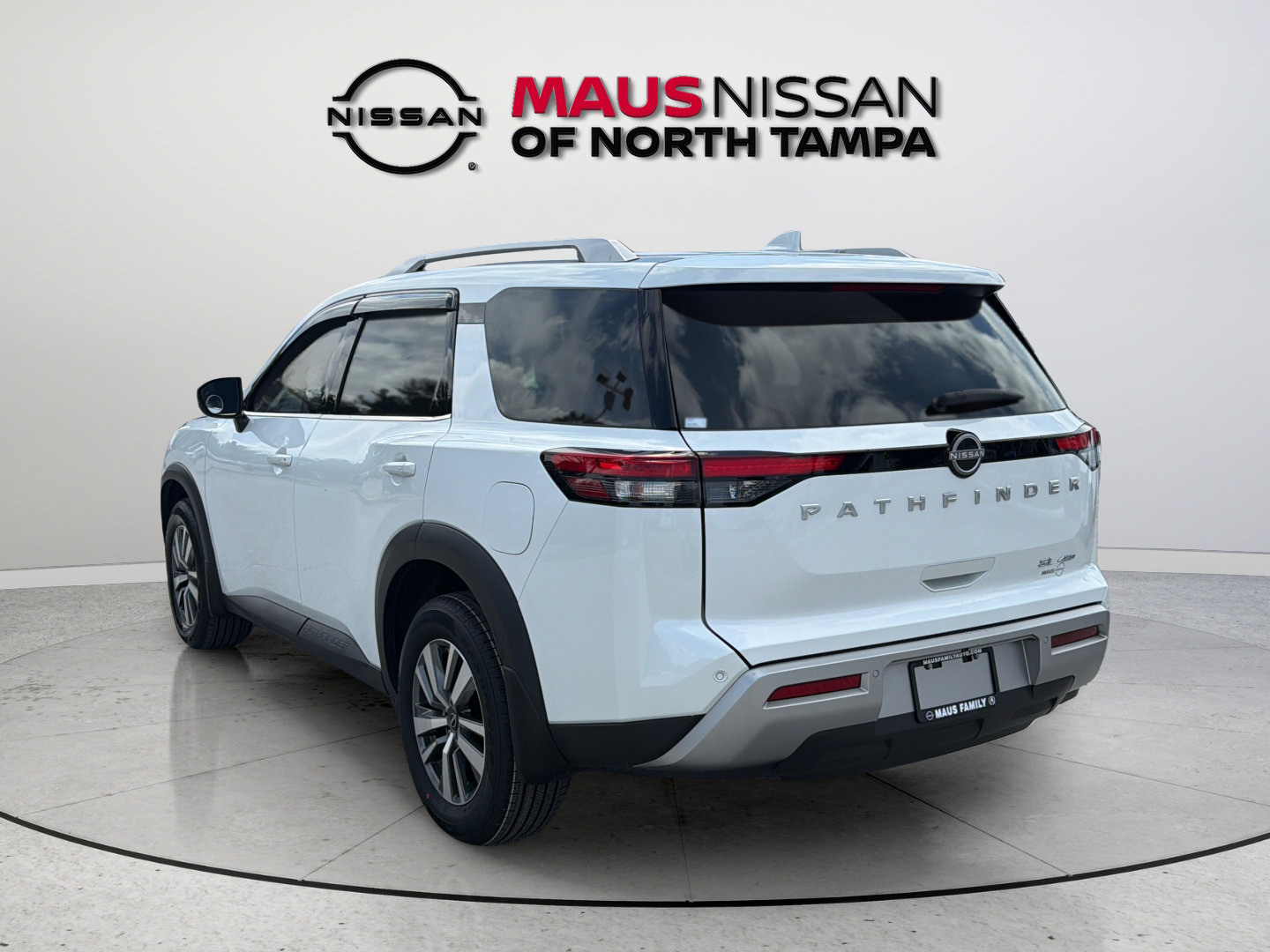 Certified 2025 Nissan Pathfinder SL AWD/4WD image 8