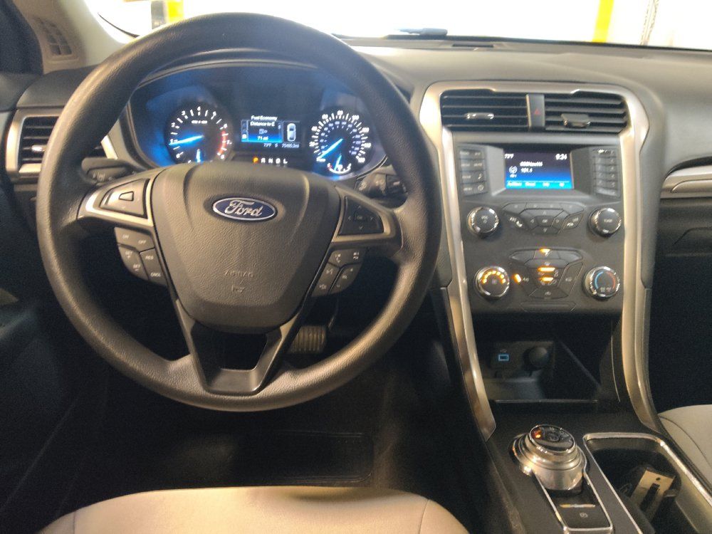 Used 2019 Ford Fusion S FWD image 22
