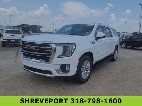 Certified 2023 GMC Yukon XL SLT w/ SLT Premium Package RWD image 4