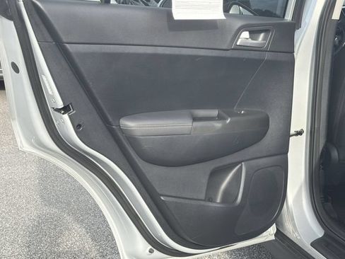 Used 2021 Kia Sportage LX FWD image 23