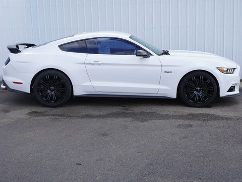 Used 2016 Ford Mustang GT Premium w/ GT Performance Package RWD image 2