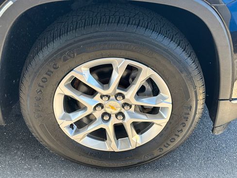 Used 2019 Chevrolet Traverse LT AWD/4WD image 12