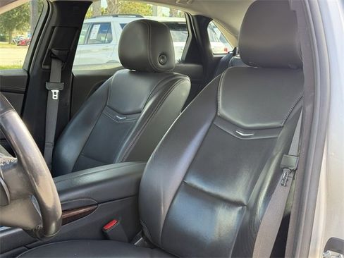 Used 2019 Cadillac XTS Luxury image 16