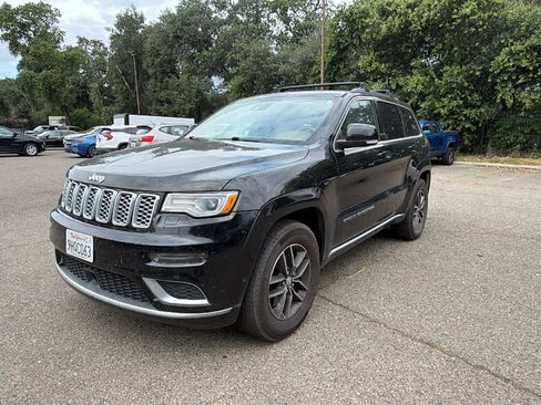 Used 2017 Jeep Grand Cherokee Summit w/ Platinum Series Group AWD/4WD image 1