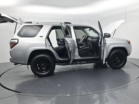 Used 2023 Toyota 4Runner SR5 AWD/4WD image 61