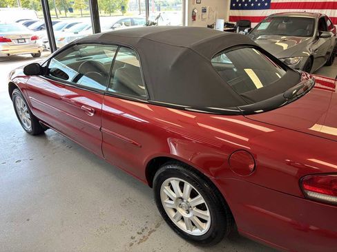 Used 2006 Chrysler Sebring GTC w/ Security Group image 6