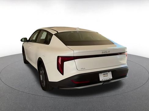 Used 2025 Kia K4 FWD image 10