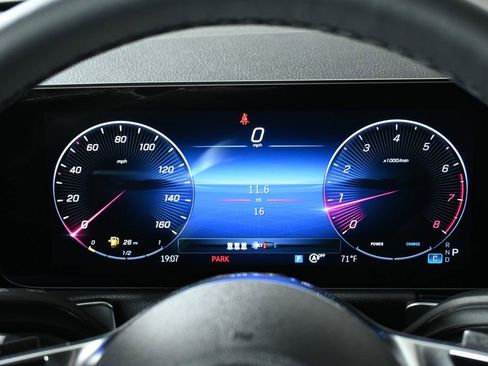 Certified 2026 Mercedes-Benz GLB 250 4MATIC image 15