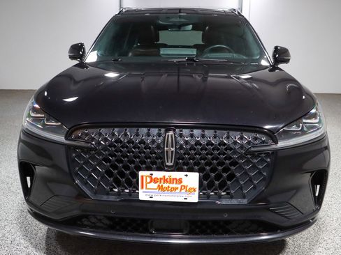 Used 2025 Lincoln Aviator Reserve w/ Jet Appearance Package AWD/4WD image 4