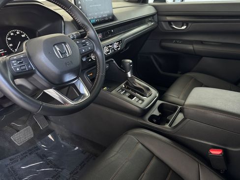 Used 2025 Honda CR-V Sport-L image 4