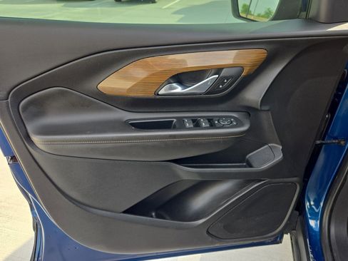 Used 2020 GMC Terrain SLE image 12